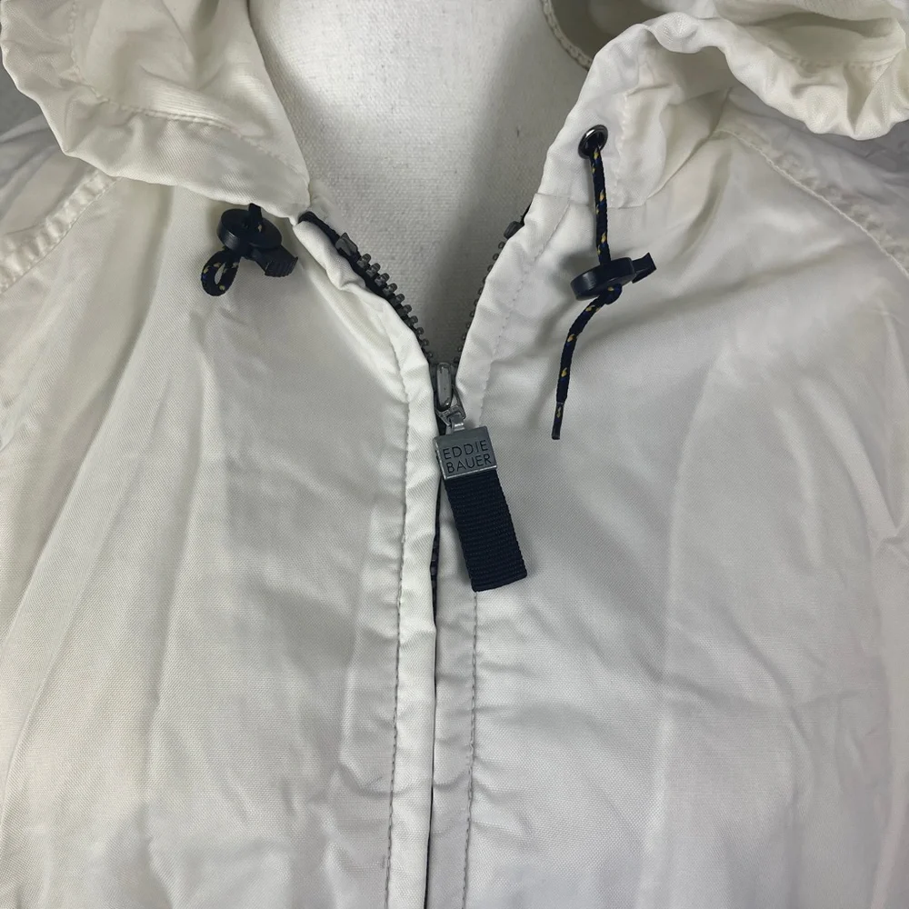 Eddie Bauer Black &‎ white lightweight Jacket - Picture 4 of 11
